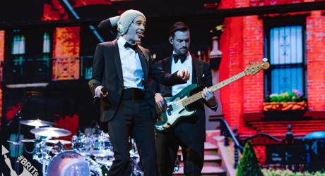 The 1975 performing at The BRIT<span class='lowercase'>s</span> 2019 (3)