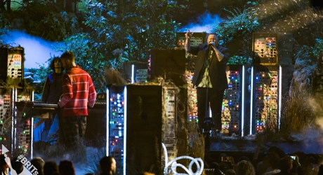 Calvin Harris performing at The BRIT<span class='lowercase'>s</span> 2019 (1)