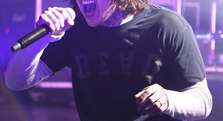 Bring Me The Horizon (2)