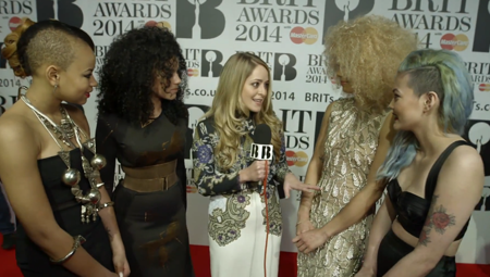 Fleur with Neon Jungle_14007