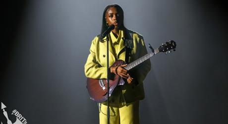 Cat Burns Performs at the 2023 BRITs Rising Star Sessions