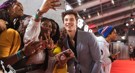 Shawn Mendes on The BRIT<span class='lowercase'>s</span> 2019 Red Carpet
