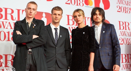 Wolf Alice on The BRIT<span class='lowercase'>s</span> 2018 Red Carpet