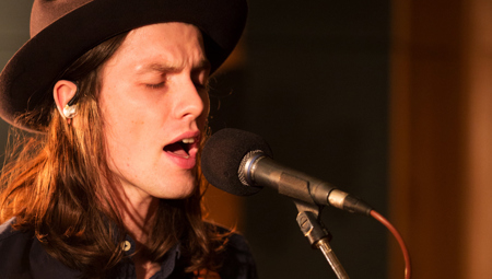james_bay_singing_1024x768_15205