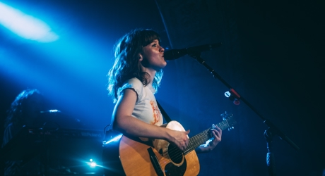 Maisie Peters performs for BRITs Week!