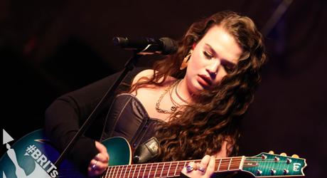 Lola Young | BRITs Rising Star (3)
