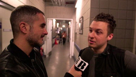 ZL ARCTIC MONKEYS SCREEN SHOT.jpg_13874