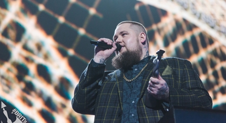 Rag'n'Bone Man - British Breakthrough Act (2)