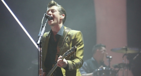 Arctic Monkeys | BRITs 2014 (1)