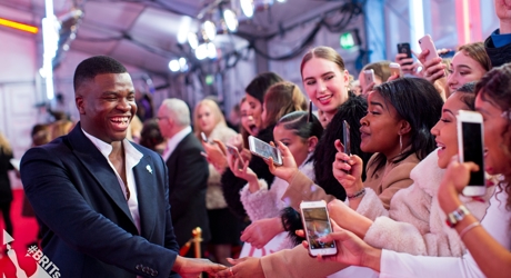 Big Shaq on The BRIT<span class='lowercase'>s</span> 2018 Red Carpet