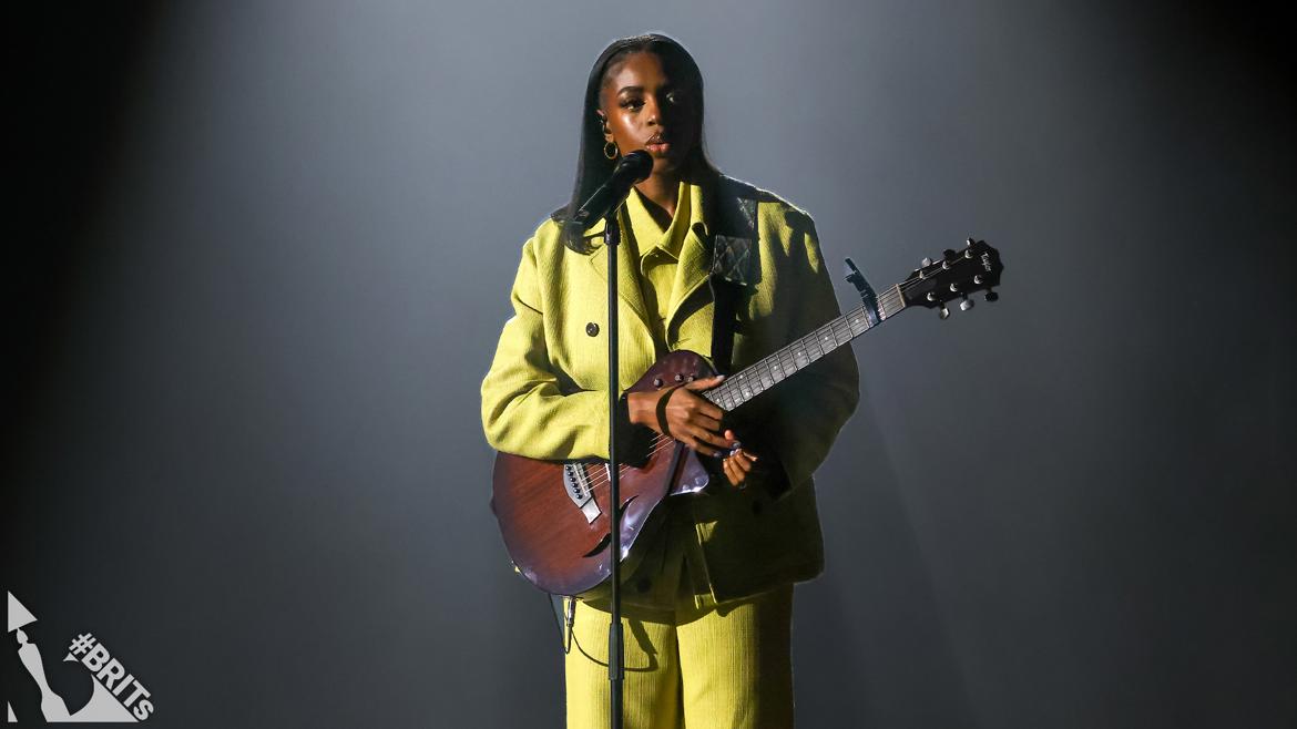 Cat Burns Performs at the 2023 BRITs Rising Star Sessions