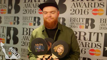 Jack Garratt playa a game of 'Adele, Bieber or Coldplay'
