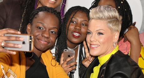 Pink on The BRIT<span class='lowercase'>s</span> 2019 Red Carpet
