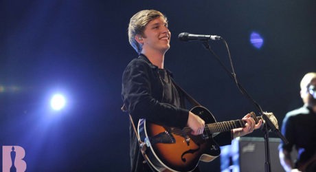 George Ezra live at The BRIT Awards 2015 (2)