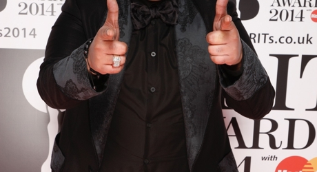 Naughty Boy On The Red Carpet | BRITs 2014