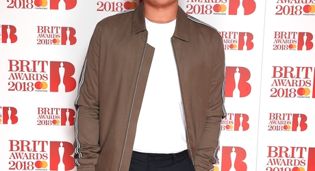 Conor Maynard on The BRIT<span class='lowercase'>s</span> 2018 Nominations Show Red Carpet.