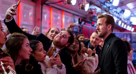 Harry Kane on The BRIT<span class='lowercase'>s</span> 2018 Red Carpet