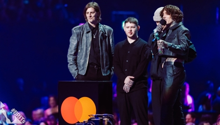 BMTH win Alt/Rock Act