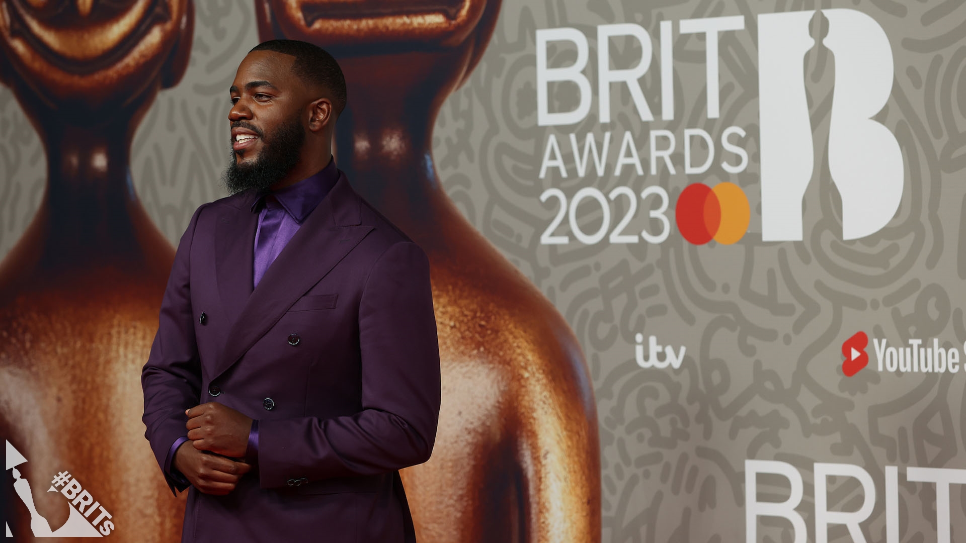 Host Mo Gilligan on the 2023 BRIT Awards red carpet