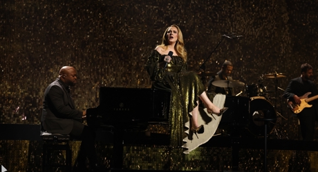 Adele (1)