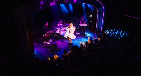 Anne Marie performs for Lafayette for BRITs Week 2022! (1)