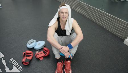 Caspar Lee works out in preparation for The BRITs 2017