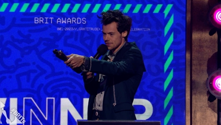 Harry Styles Receiving the Award for Song of the Year