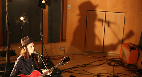 James Bay - Critics' Choice Session (1)