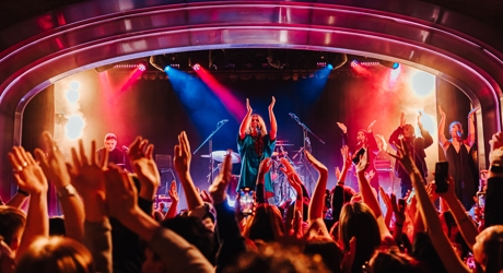 Becky Hill performs for BRITs Week! (1)